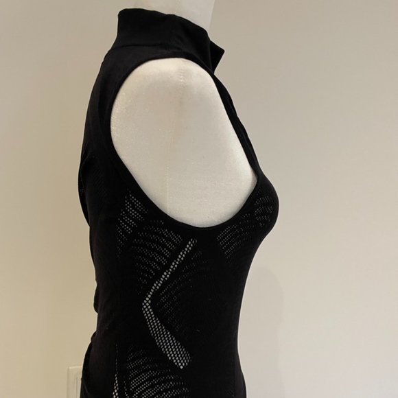 lululemon Fitted High Neck Top - Picture 2 of 3